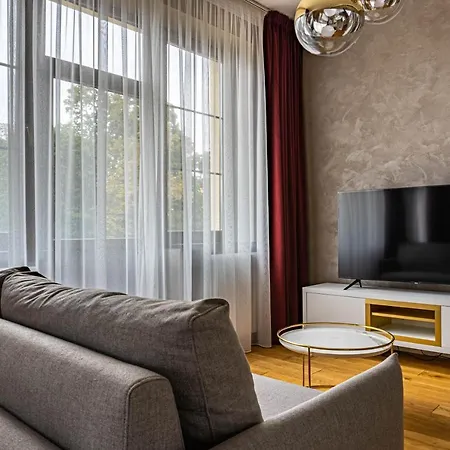 Rosso Aparthotel Michalovce