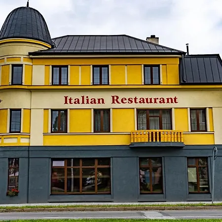 Rosso Aparthotel *